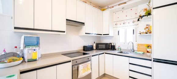 4 bedrooms Villa in Alicante, Spain No. 177171 12