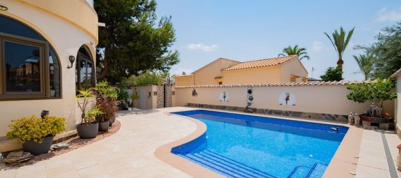 4 bedrooms Villa in Alicante, Spain No. 177171 47