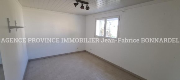 4 bedrooms House in Saint-Pantaleon-les-Vignes, France No. 201003 14