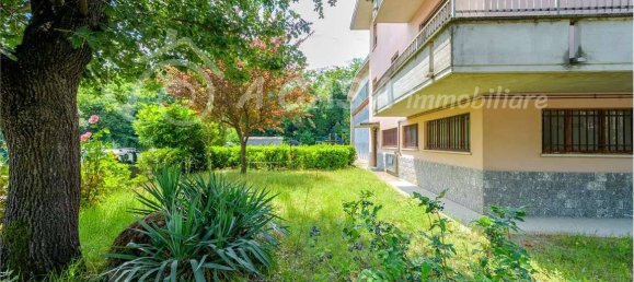 2 bedrooms Apartment in Fornovo di Taro, Italy No. 292817 2