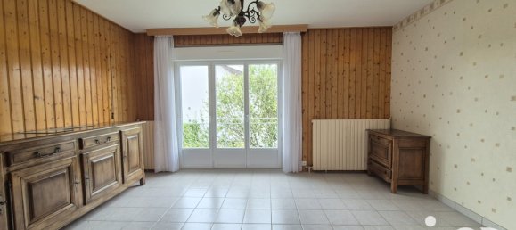 3 bedrooms House in Saint-Florentin, France No. 323229 4