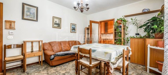 2 bedrooms Apartment in Galliera, Italy No. 317378 5