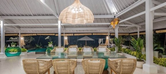 4 bedrooms Villa in South Kuta, Indonesia No. 3009 14