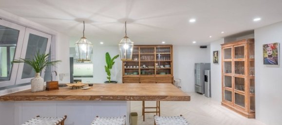 4 bedrooms Villa in South Kuta, Indonesia No. 3009 7