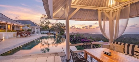 4 bedrooms Villa in South Kuta, Indonesia No. 3009 2