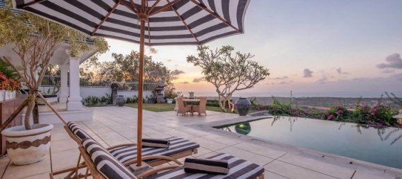 4 bedrooms Villa in South Kuta, Indonesia No. 3009 3