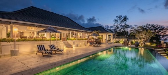 4 bedrooms Villa in South Kuta, Indonesia No. 3009 8
