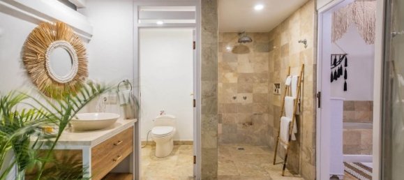 4 bedrooms Villa in South Kuta, Indonesia No. 3009 25