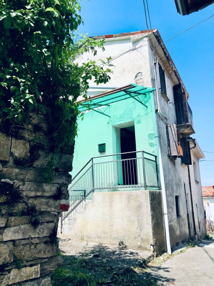 2 rooms Villa in Alta Val Tidone, Italy No. 255200