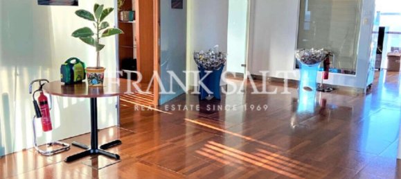 Bureau à Saint Julian's, Malta 320m² No. 12395 4