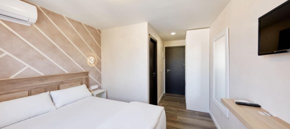 19 غرف نوم فندق في Cabo De Las Huertas, Spain رقم 366146 17