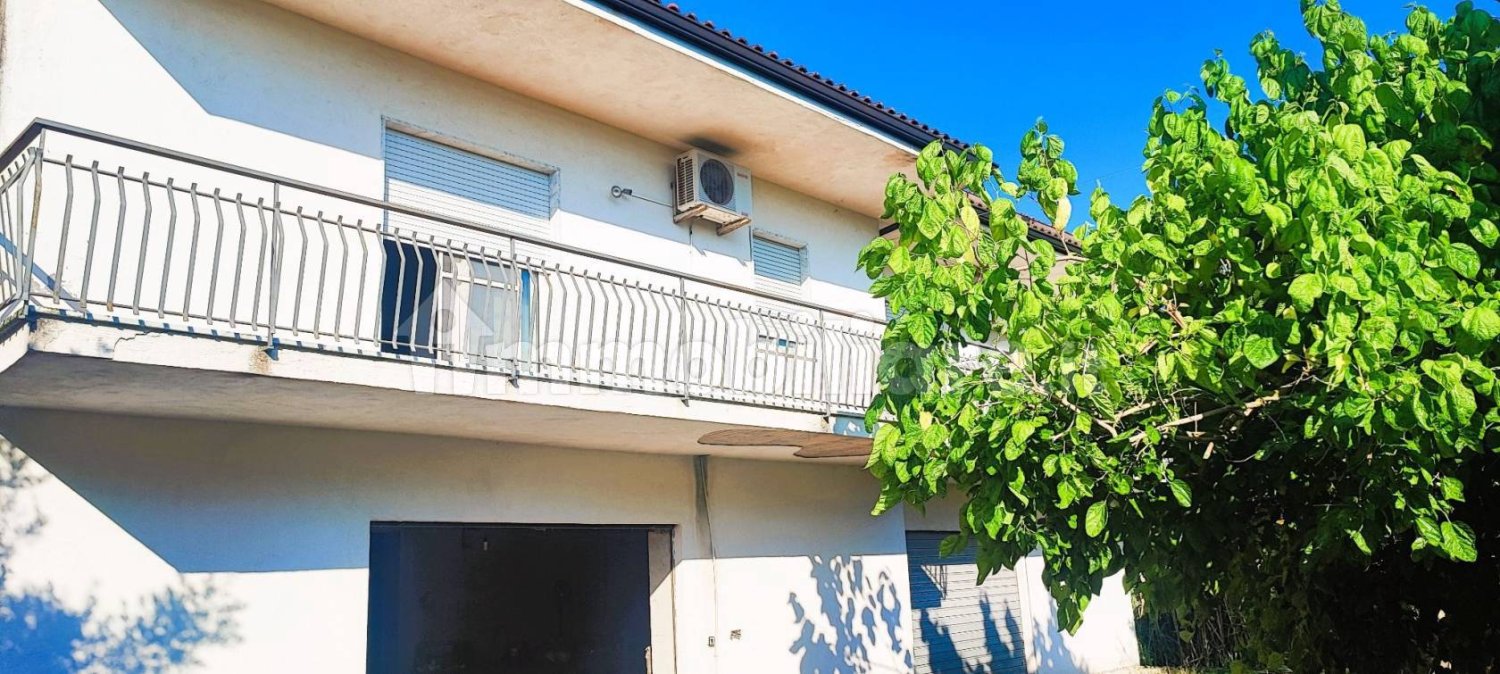 2 chambres Maison à Santi Cosma e Damiano, Italy No. 336525