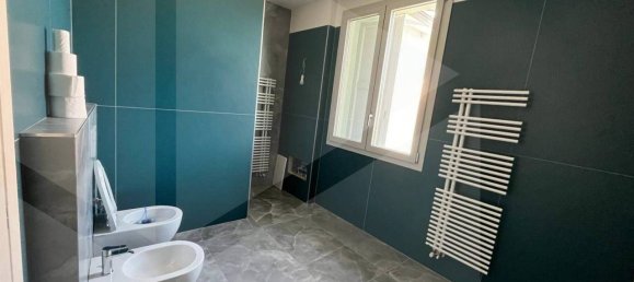 Villa de 5 habitaciónes en Fiorano Modenese, Italy No. 28626 18