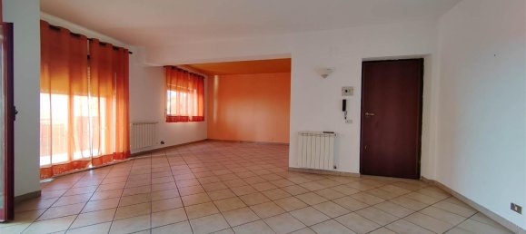 3غرفة شقة في Messina, Italy رقم 106603 6