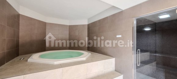 2 Schlafzimmer Wohnung in Milan, Italy, Nr. 252147 13