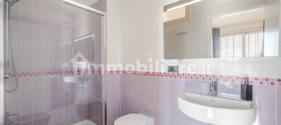 2 Schlafzimmer Wohnung in Milan, Italy, Nr. 252147 8