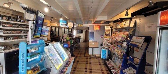 3 bedrooms House in Saint-Philbert-de-Bouaine, France No. 333075 2