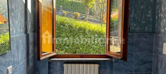 Villa de 5 habitaciónes en Lipomo, Italy No. 323522 24