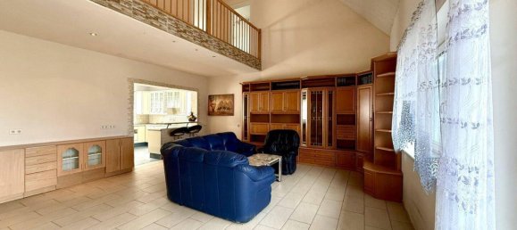 6 rooms House in Andlersdorf, Austria No. 156300 2