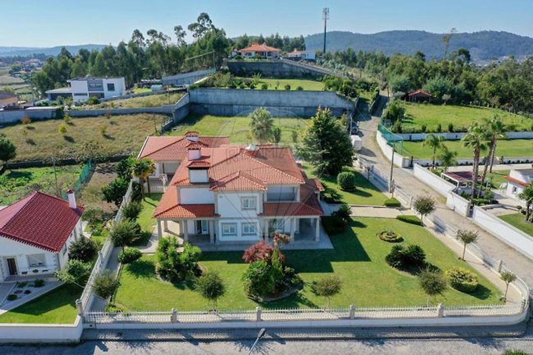 Casa de 4 dormitorios en Remelhe, Portugal No. 227105