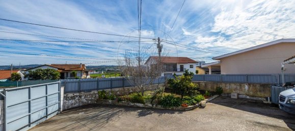 3 bedrooms House in Batalha, Portugal No. 181602 15