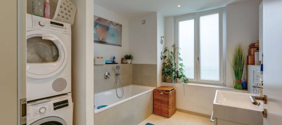 3 bedrooms Apartment in Mitte, Germany No. 262440 9