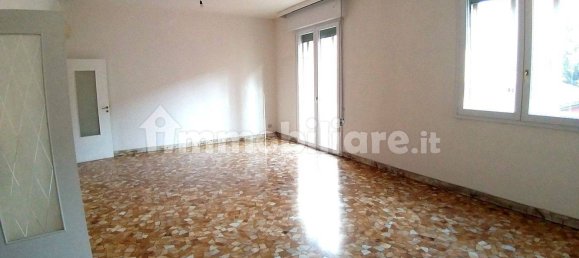 3 Schlafzimmer Wohnung in Bologna, Italy, Nr. 121583 11