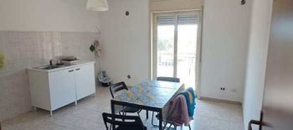 6 rooms Apartment in Canicattì, Italy No. 281411 3
