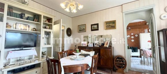 3 bedrooms Apartment in Rome, Italy No. 143708 3