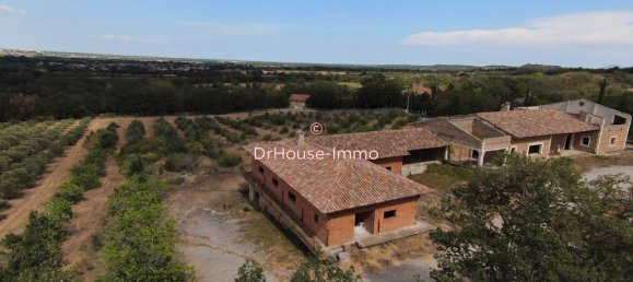 Casa de 3 dormitorios en Brouilla, France No. 286650 2