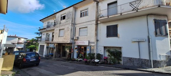 3 bedrooms Apartment in San Sebastiano al Vesuvio, Italy No. 327748 2