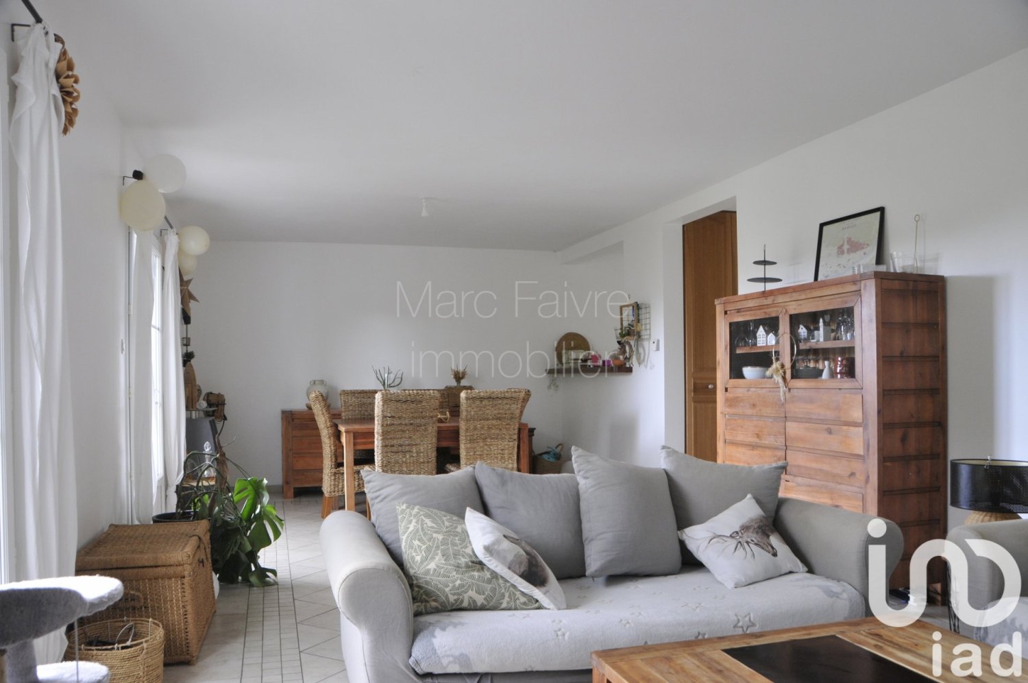 Casa T5 em Mont-pres-Chambord, France N.º 229539