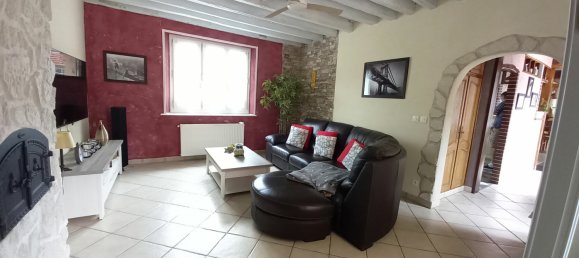 3 bedrooms House in Dreux, France No. 92231 3