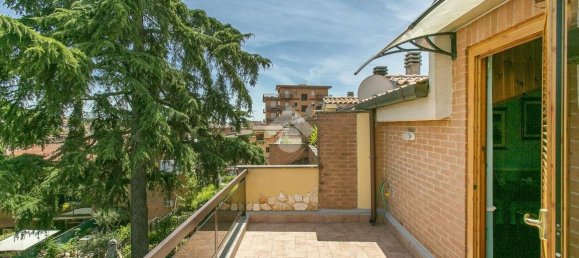3 bedrooms Villa in Fonte Nuova, Italy No. 53932 26