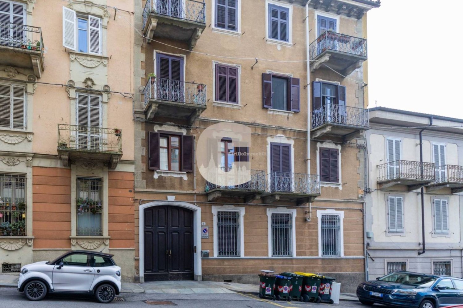 1 bedroom Apartment in Turin, Italy No. 287015