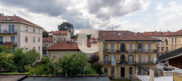1 bedroom Apartment in Turin, Italy No. 287015 19