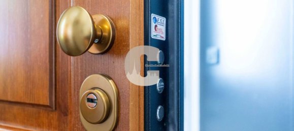 1 bedroom Apartment in Turin, Italy No. 287015 24