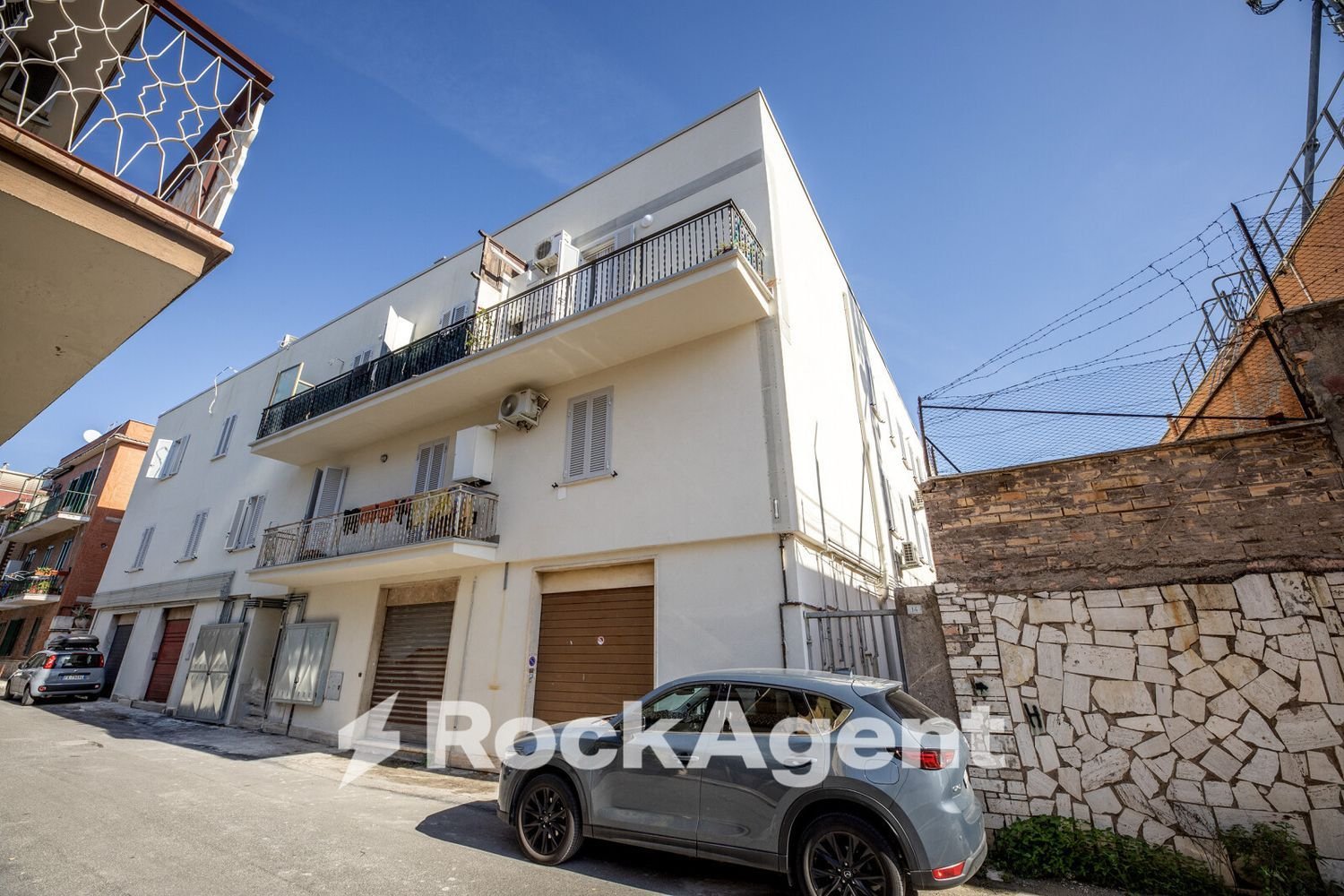 2 rooms Apartment in Guidonia Montecelio, Italy No. 203366