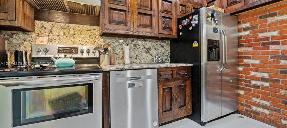 4 dormitorios villa en alquiler en Miami, Miami-Dade, Florida, USA № 615006 7