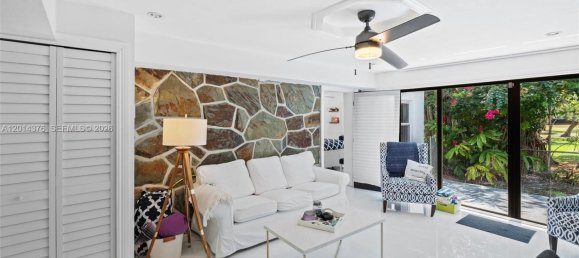 4 dormitorios villa en alquiler en Miami, Miami-Dade, Florida, USA № 615006 18