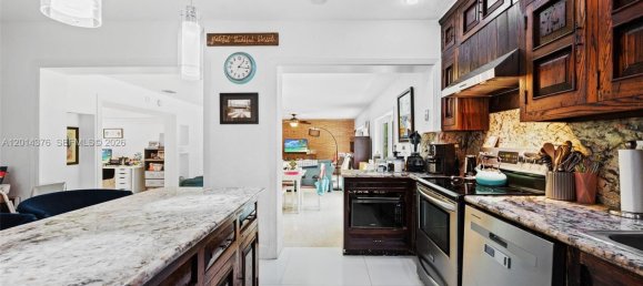 4 dormitorios villa en alquiler en Miami, Miami-Dade, Florida, USA № 615006 20