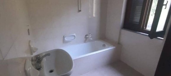 Casa de 3 habitaciónes en Omegna, Italy No. 154271 9