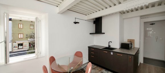 3 rooms Apartment in Trieste, Italy No. 112639 13