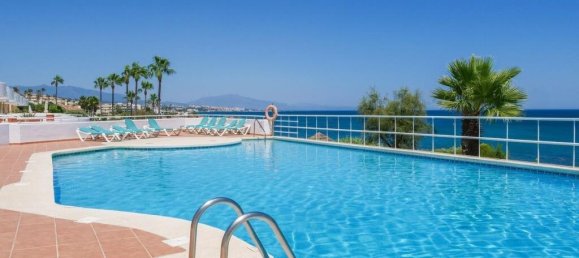 Apartamento de 2 dormitorios en Estepona, Spain No. 176178 21