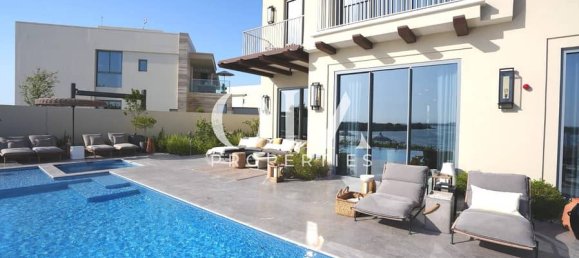 4 bedrooms Villa in Abu Dhabi, UAE No. 25026 17