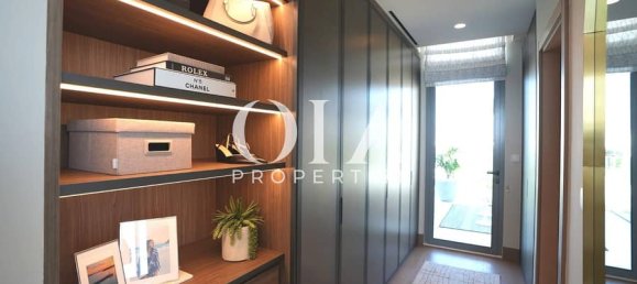 4 bedrooms Villa in Abu Dhabi, UAE No. 25026 10