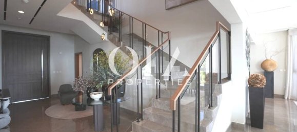 4 bedrooms Villa in Abu Dhabi, UAE No. 25026 15