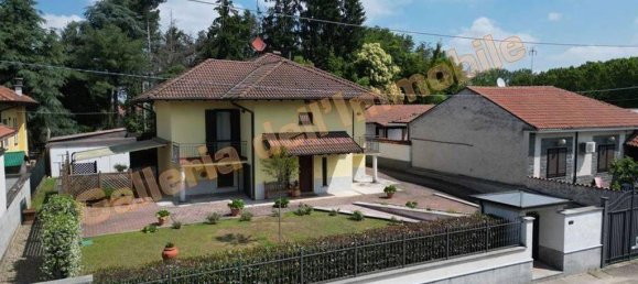 4-salle Villa à Vigevano, Italy No. 33635 4