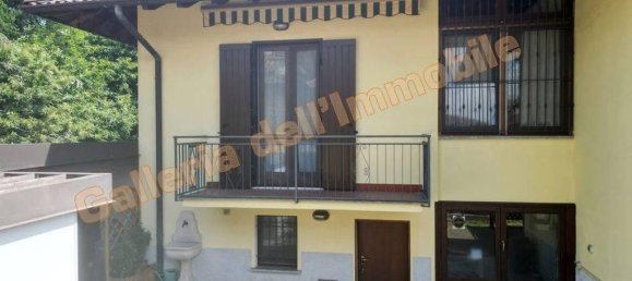 4-salle Villa à Vigevano, Italy No. 33635 11