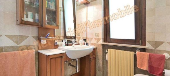 4-salle Villa à Vigevano, Italy No. 33635 26